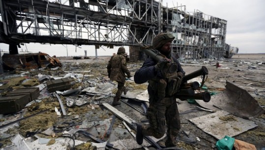  Bombardohet aeroporti kryesor në Dnipro, shkatërrohet pista dhe terminali 