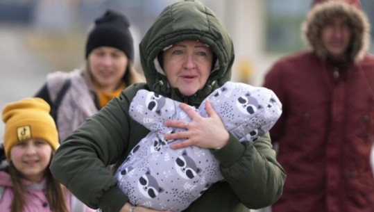 Vala e refugjatëve nga lufta, më shumë se 122,000 britanikë të interesuar për strehimin e ukrainasve