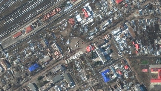 FOTO/ Imazhet satelitore tregojnë dëme të konsiderueshme nga sulmet ushtarake në Ukrainë 