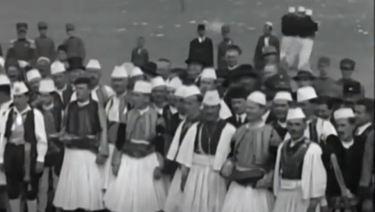 Në kohën e mbretit Zog, akademiku sjell me zë e figurë videon e rrallë: Nga jugu në veri, si këndohej himni kombëtar në 1929-ën