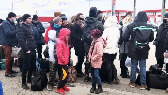 Pushtimi i Ukrainës nga Rusia, Italia përgatitet të pranojë 175,000 refugjatë 