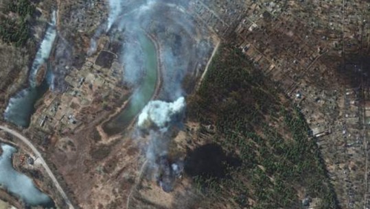 FOTO/ Imazhet satelitore tregojnë shkatërrim nga bombardimet ruse në Ukrainë