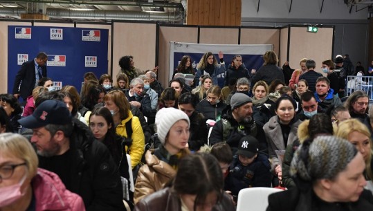 Franca plan kombëtar, përgatitet të mirëpresë 100,000 refugjatë ukrainas