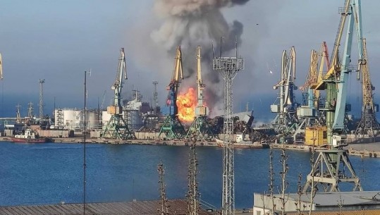 Ukraina: Kemi shkatërruar një luftë-anije ruse në Detin e Zi! Mund të mbante deri në 400 tanke