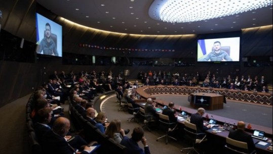 Zelensky fjalim në samitin e NATO: Na jepni 1% të 20 mijë tankeve tuaja