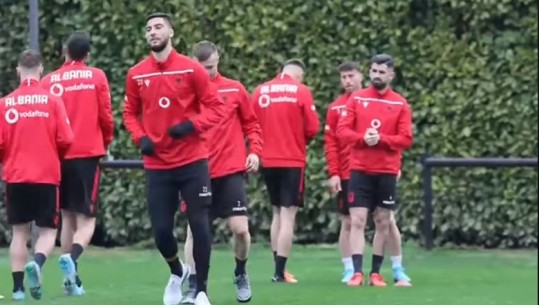  VIDEO/ Gati për miqësoren me Spanjën, Shqipëria kryen seancën stërvitore në stadiumin ku do të zhvillohet ndeshja