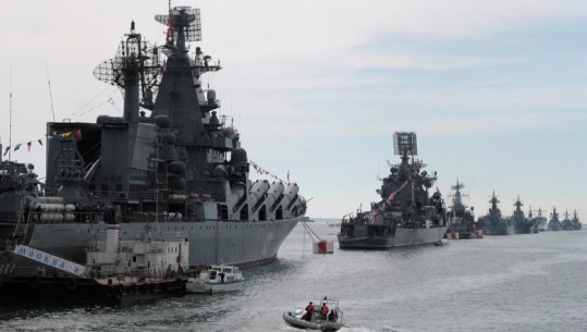 Lufta/ Rusia bllokon tregtinë e transportit ujor të Ukrainës