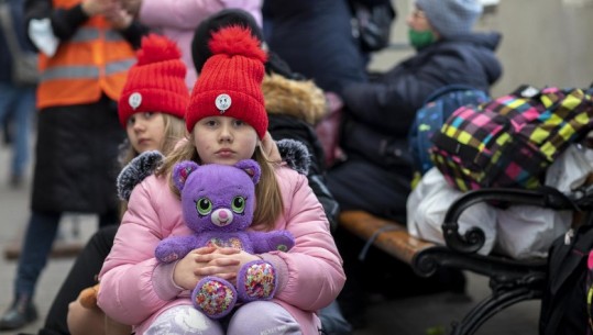  143 fëmijë të vrarë dhe 216 të plagosur në 33 ditë lufte në Ukrainë 