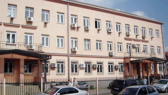  ‘Policia shkeli ligjin në arrestimin e një të mituri’, Gjykata e Lezhës liron 17-vjeçarin e prangosur 4 ditë më parë në Shënkoll 