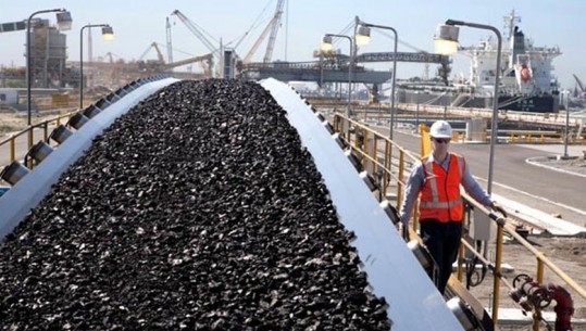 Sanksionet/ Polonia njofton se do të bllokojë importet e qymyrit nga Rusia
