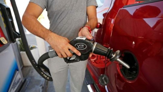 Çmimet e naftës bien, teksa Biden shqyrton lëshimin e rezervave të SHBA-së 