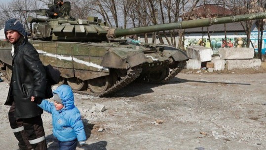 Mariupol: Armëpushimi vlen vetëm për korridoret humanitare, pjesa tjetër e qytetit po bombardohet 