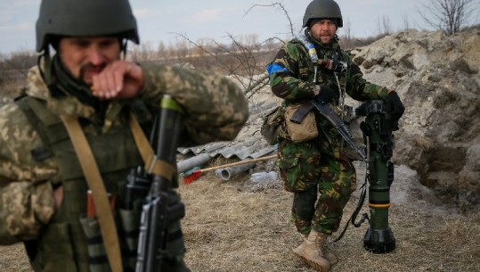 Lufta ndaj Rusisë, ushtria ukrainase çliron fshatin në rajonin e Chernihiv