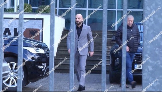 Arrestimi i ish-deputetit Alqi Bllako dhe përplasja me armë në Elbasan mes Talo Çelës dhe Nuredin Dumanit, Gledis Nano takim me Arben Krajën në SPAK