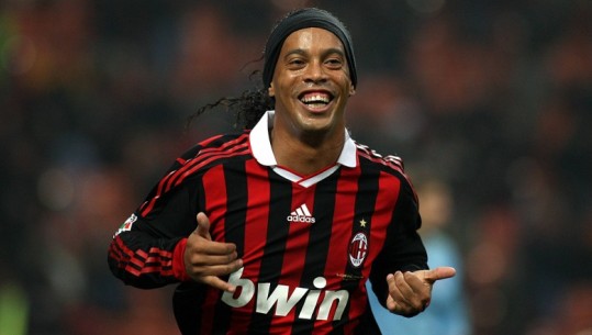‘Është Milan për titull’, Ronaldinho: Të fitosh titull në moshën e tij e Ibrahimovic është fantastike