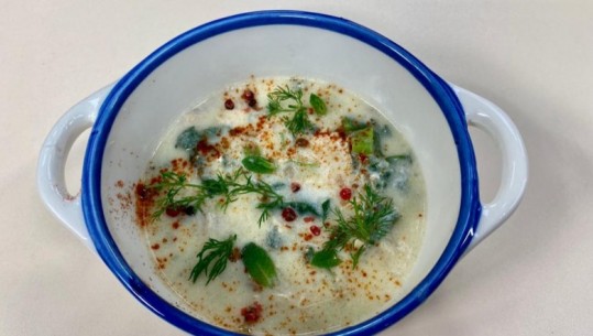 Supë krem pule me spinaq nga zonja Albana
