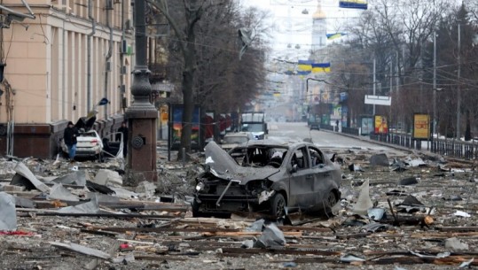 Ukraina: Forcat ruse përpiqen të marrin kontrollin e plotë të Donbas