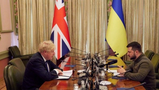 Johnson në Kiev: Po përgatisim paketën e re me ndihmë ushtarake për Ukrainën