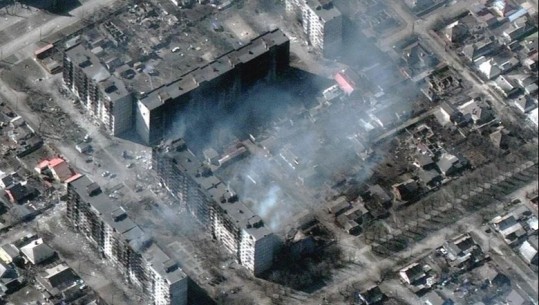 Zelensky: Në Mariupol dhjetëra mijëra të vdekur