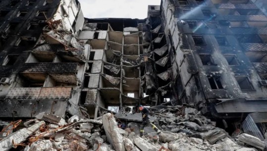Kiev, sulmi rus lë një të vdeklur, dy të plagosur dhe një shkollë të dëmtuar
