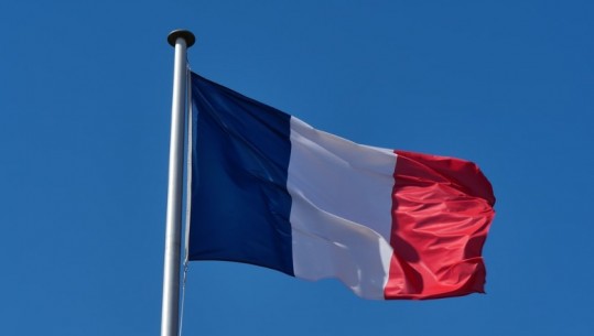 Franca dëbon gjashtë spiunë rusë dhe i shpall non grata