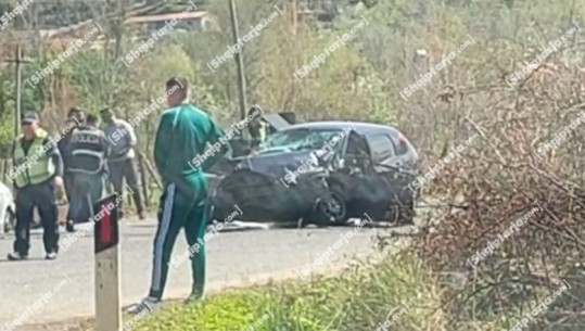 Aksident i rëndë në aksin Laç-Mamurras, përplasen 2 makina, plagosen 4 persona, 1 në gjendje të rëndë te Trauma (VIDEO)
