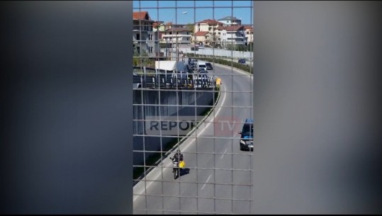 Nuk respektojnë radhën në korsi, policia i filmon! Shoferët në Tiranë gjobiten me nga 5 mijë lekë (VIDEO)