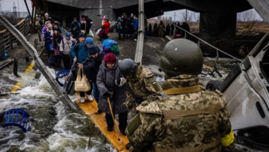 Evakuimi i civilëve, sot 9 korridore humanitare! Tentohet sërish shpëtimi i qytetarëve të bllokuar në Mariupol