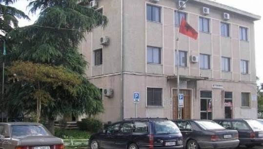 Lejuan ndërtim pa leje, nën hetim 3 zyrtarë të Urbanistikës në Elbasan, 1 biznesmen në ‘arrest shtëpie’
