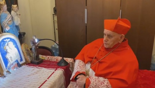Nga Vatikani, Kardinali Ernest Troshani uron besimtarët për Pashkë: Bekime në Zot për të gjithë familjet shqiptare! Paqe në botë, e sidomos në Ukrainë