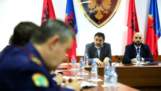 Ministri i Brendshëm-Policisë së Lezhës: Jemi në sezonin e mbjelljes së kanabisit, kini vëmendjen! T'i pritet rruga çdo polici që bashkëpunon me krimin
