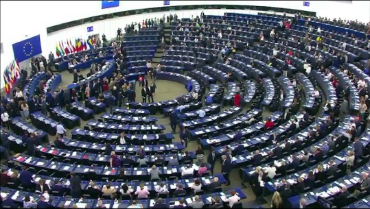 Komisioni i Jashtëm i PE miratoi raportin për Shqipërinë, PS: Me fillimin e bisedimeve të anëtarësimit, BE do të dëshmojë unitetin europian