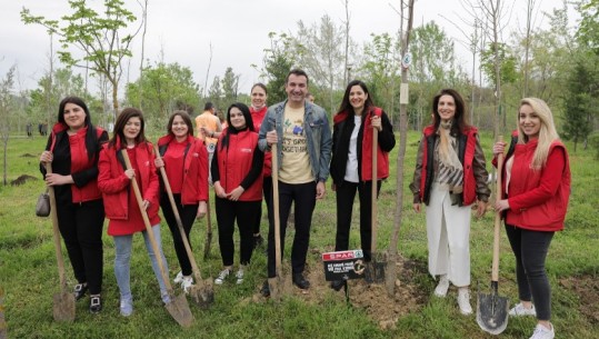 Dita e Tokës, Veliaj: E mbyllim këtë sezon me 114 mijë pemë të mbjella në Tiranë; fëmijët, aleatët më të mëdhenj të qytetit