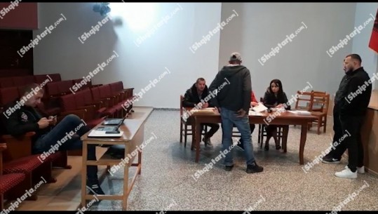 Në listën e votuesve anëtarë të partive të tjera, anulohen zgjedhjet për kreun e Bulqizës, 'Rithemelimi': Kandidatët nuk ranë dakord! Zgjidhen kryetarët e degëve Maliq, Belsh, Vorë, Krujë e Tiranë dega 14