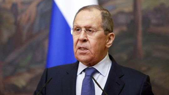Lavrov: NATO është në luftë me Moskën