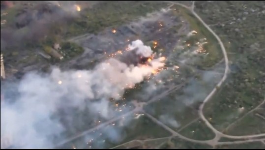 Ushtria ukrainase shkatërron autokolonën ruse, publikohen pamjet (VIDEO)