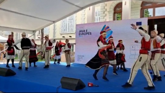 ‘Java Europiane e Kulturës’, artizania ukrainase prezanton punimet tradicionale në Shkodër: Duam të jetojmë në paqe 