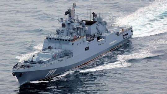  Pas ‘Moskva’, përfshihet nga flakët luftanija më e rëndësishme ruse ‘Admiral Makarov’ 