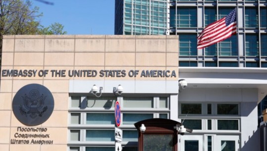 ‘Dita e fitores së Rusisë’ Ambasada e SHBA-së në Moskë apel qytetarëve amerikanë, shmangni tubimet masive