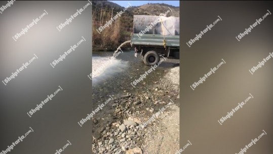 Vijon ndotja e lumit Osum, firmat e përpunimit të gurit shkarkojnë mbetjet gurore në lumë (VIDEO)