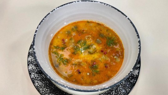 Supë me presh, oriz dhe ullinj nga zonja Albana