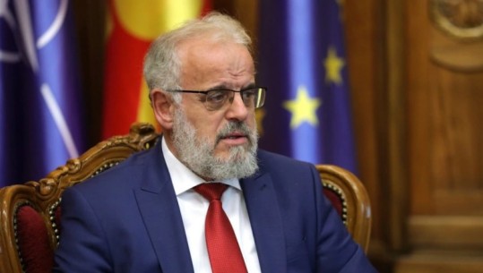 Kryetari i Kuvendit të Maqedonisë së Veriut fyen punonjësit e Parlamentit, kërkohet dorëheqja e tij