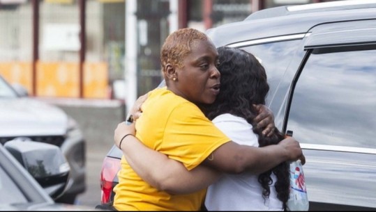 18-vjeçari qëlloi për vdekje 10 persona në New York, rrëfimet e dëshmitarëve: Trupat ishin kudo