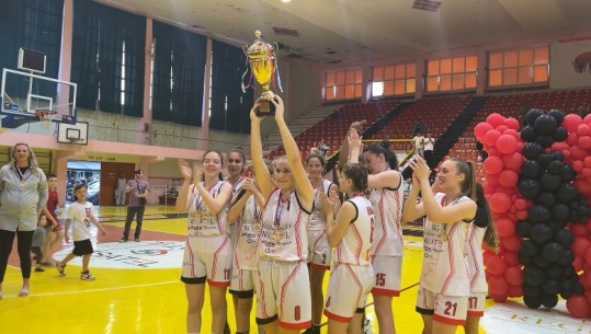 Partizani i dobët për Flamurtarin, vazjat vlonjate shpallen kampione në basketboll! Trajneria: Emocionuese të shihja kaq tifozë