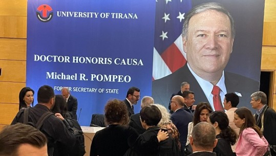 Pompeo nderohet me titullin 'Honoris Causa' nga Universiteti i Tiranës
