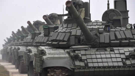 Pse Rusia humb aq shumë pajisje ushtarake në Ukrainë?