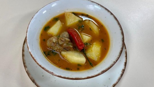 Tradita e gjysheve - gjellë me patate nga zonja Albana