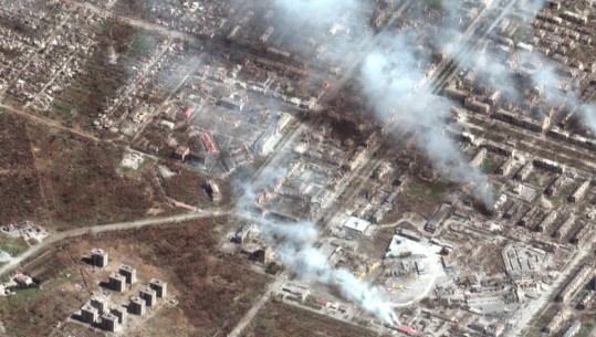 Zyrtarët e Kievit: Sulmet ajrore vranë 8 persona në Ukrainën veriore