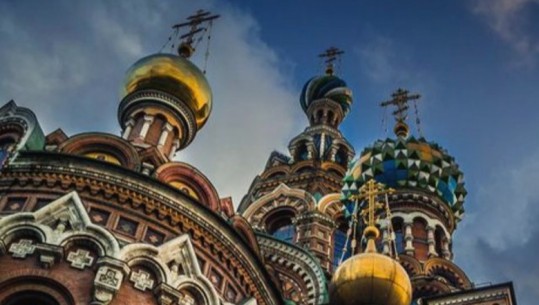 A është feja vija e re ndarëse, midis Rusisë dhe perëndimit?