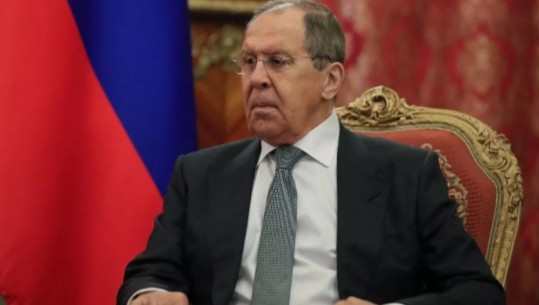 Lavrov: Kushdo që dëshiron të mposhtë Rusinë nuk e di historinë